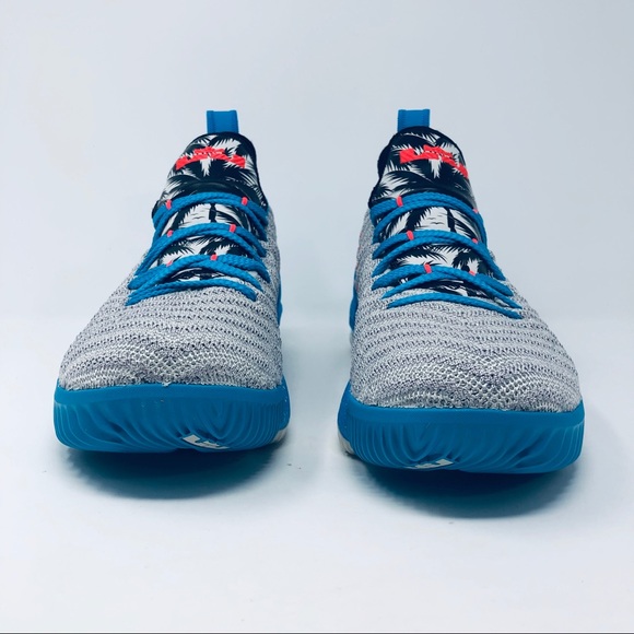 Nike Kids Lebron XVI - Picture 2 of 6